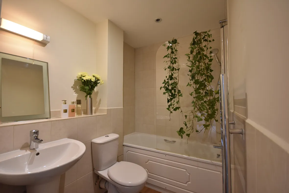 Heathfield, TN21, photo 7