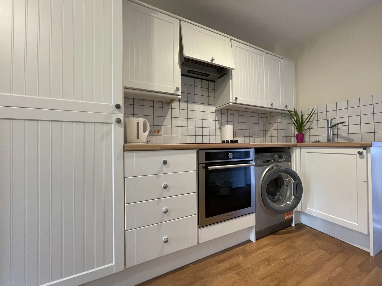 Heathfield, TN21, photo 11