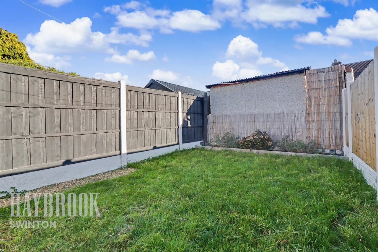 Old Road, Conisbrough, photo 14