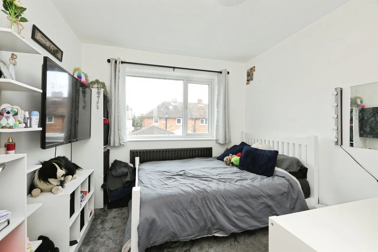 St. Andrews Grove, Hatfield, DN7, photo 10