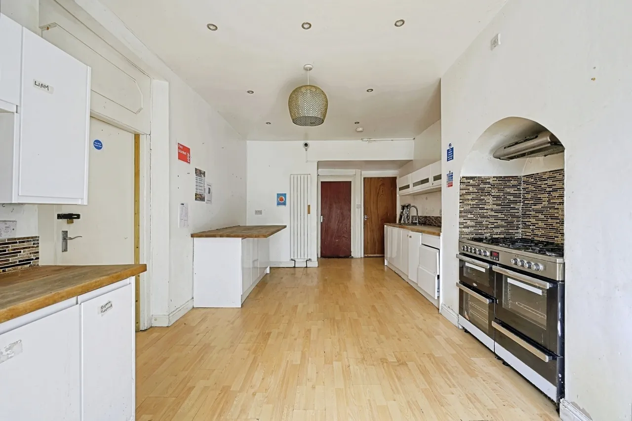 Skipton Road, Keighley, BD21, photo 18