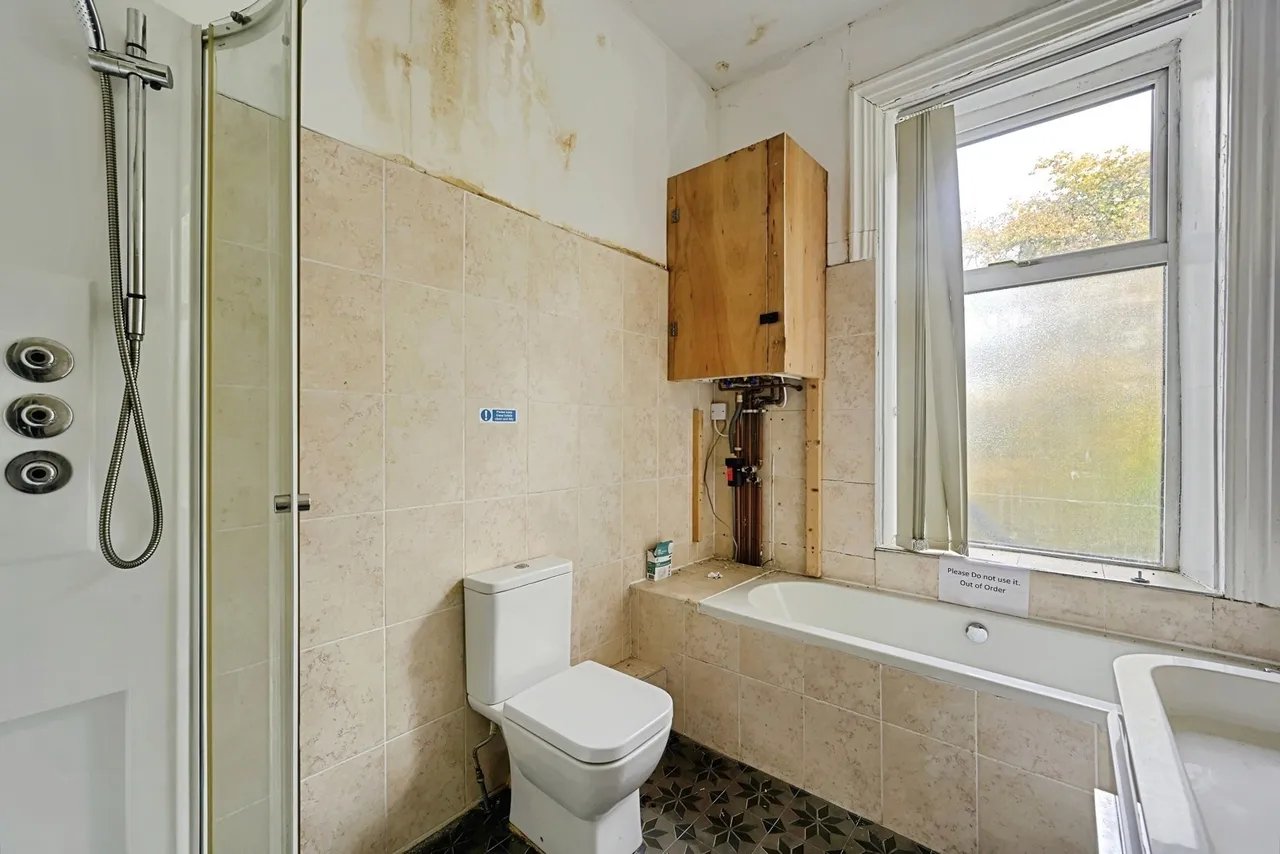 Skipton Road, Keighley, BD21, photo 28