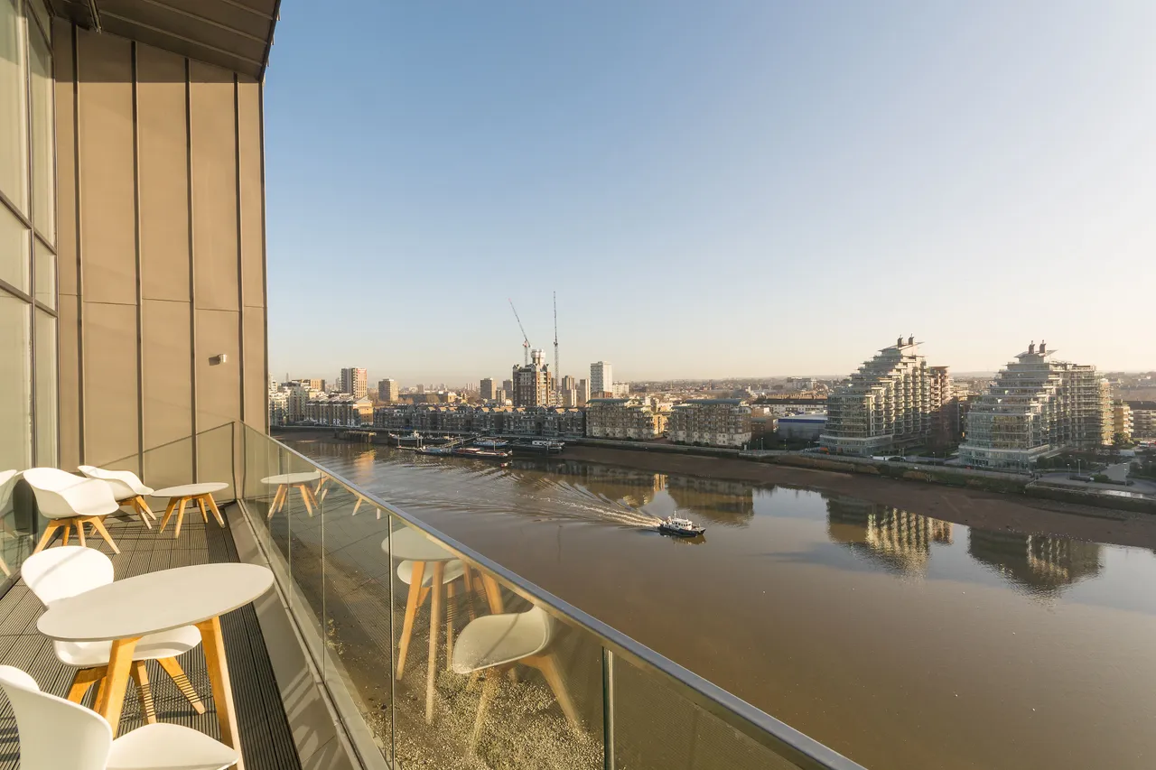 58 Ravensbourne Apartments, 5 Central Avenue, London, photo 4