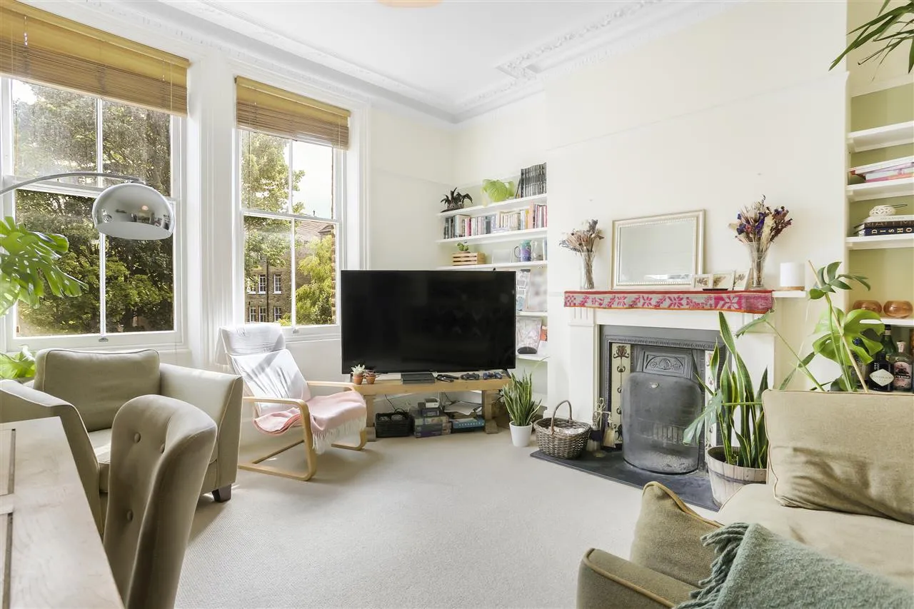 Dalmeny Road, London, photo 13