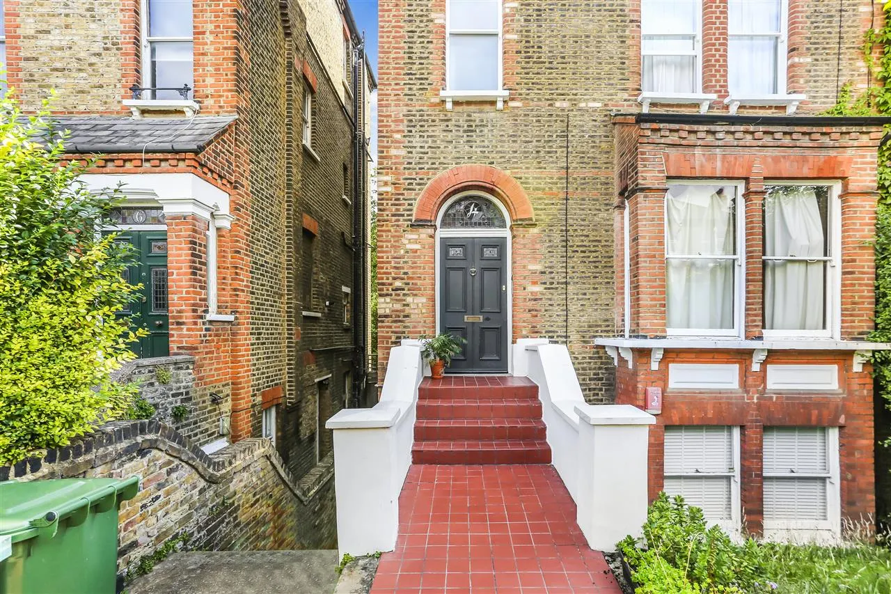 Dalmeny Road, London, photo 19