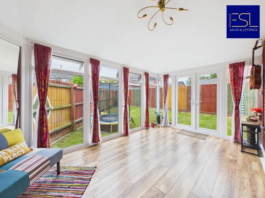 Lancaster Gardens, Coventry - Beautiful Family Home, photo 9