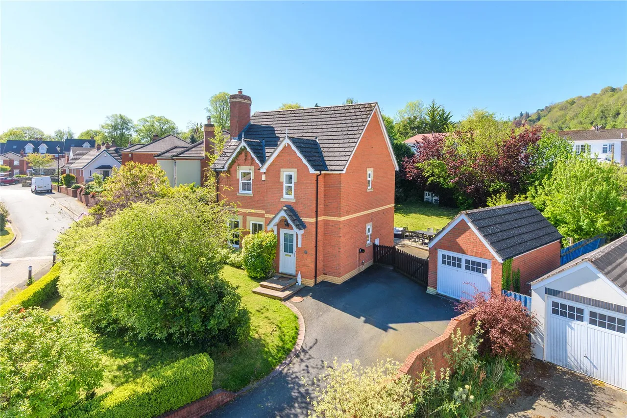 3 bed house for sale — Mortimer Road, Montgomery, Powys, SY15 6UP