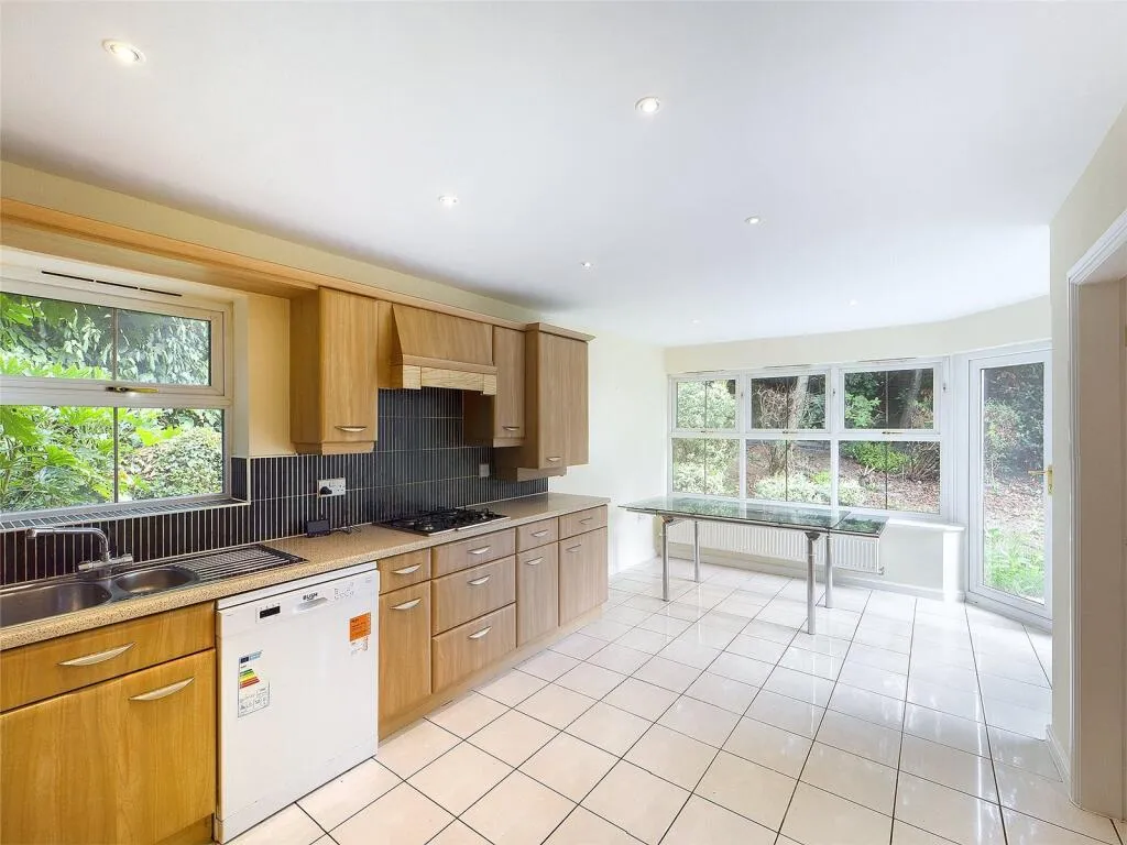 St. Peters Heights, Edlington, DN12, photo 6