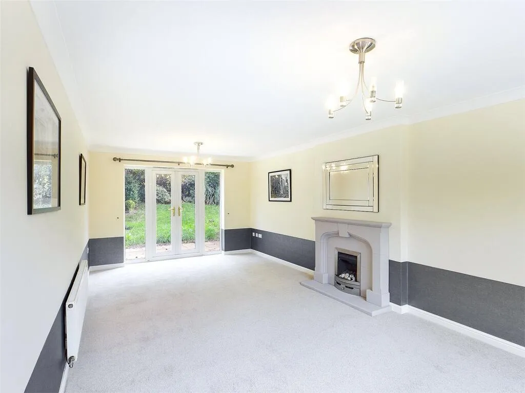St. Peters Heights, Edlington, DN12, photo 3