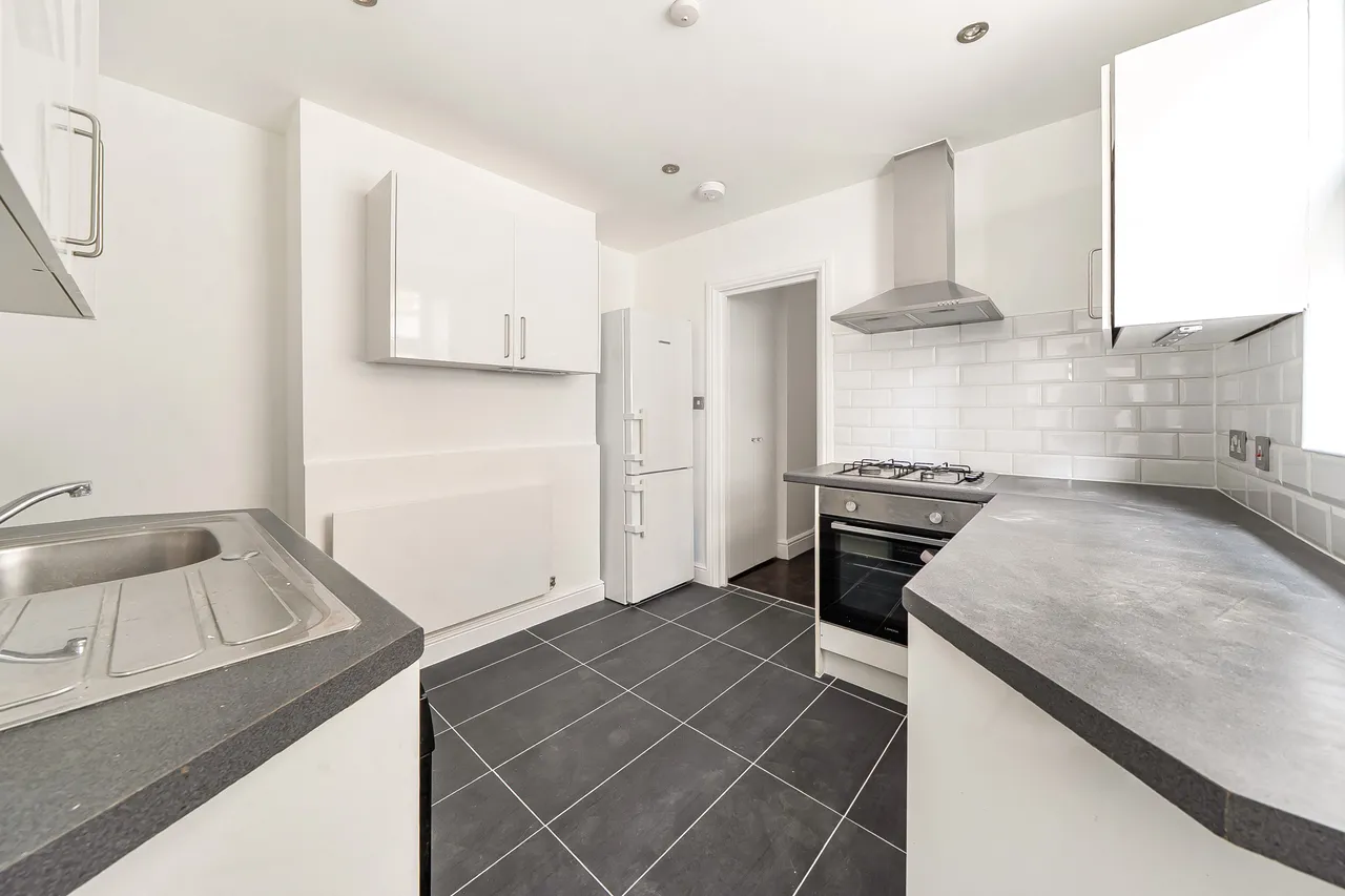 67 Whellock Road, London, photo 7