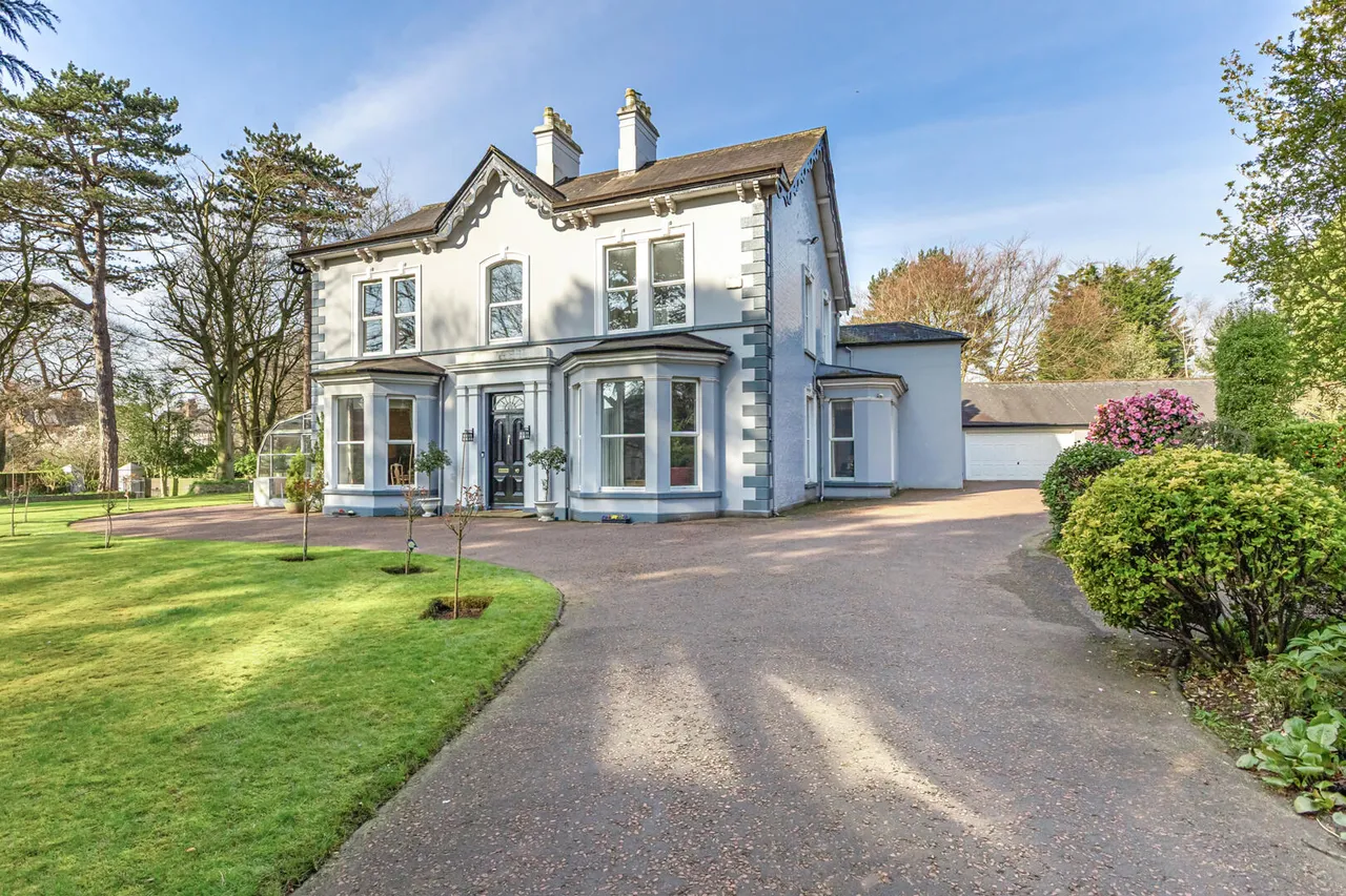 5 bed house for sale, Kings Road, ballyhackamore, BT5