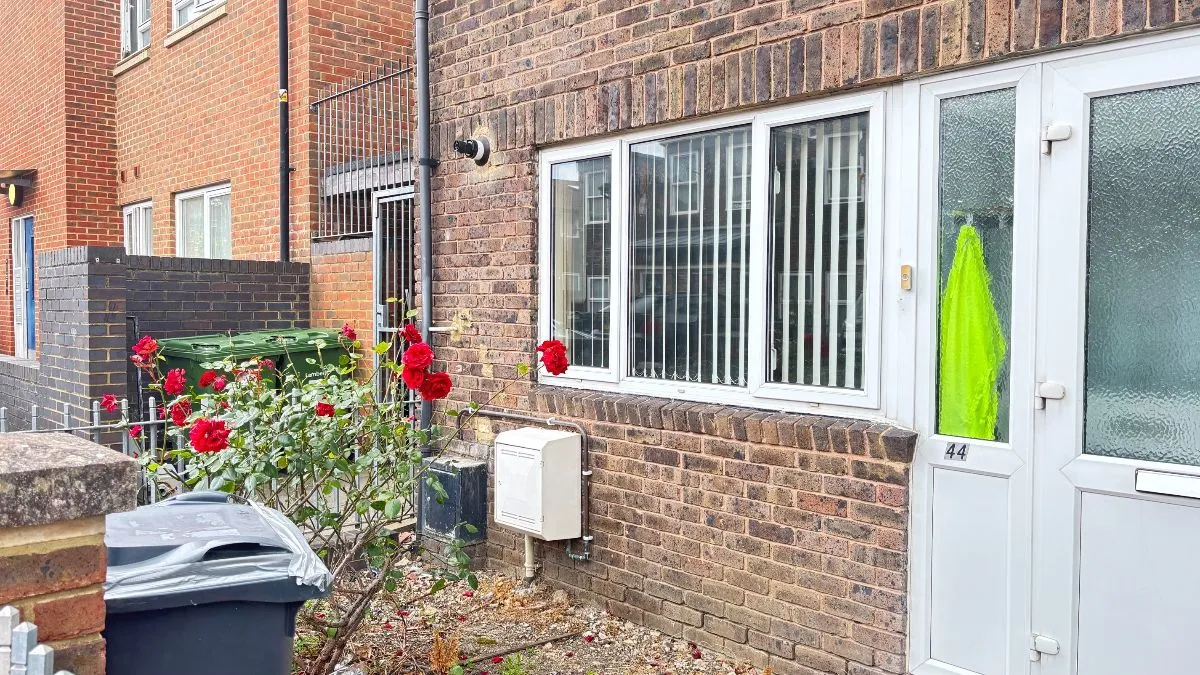 Corry Drive, London, photo 2