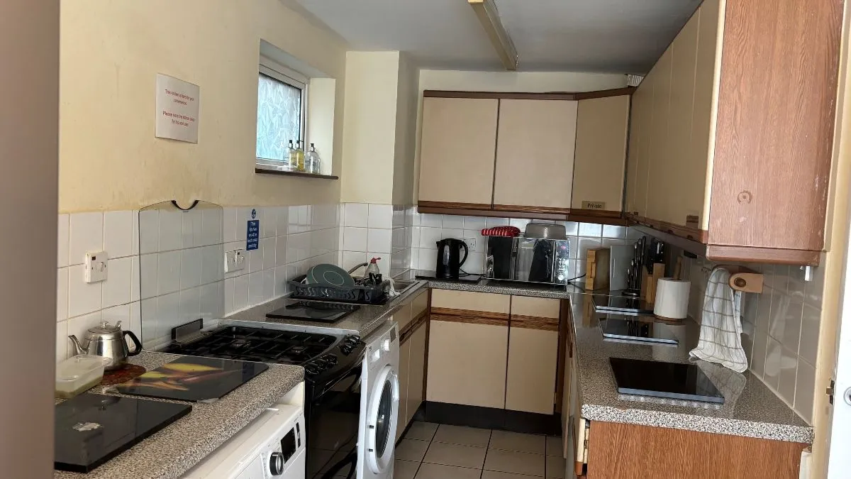Corry Drive, London, photo 3
