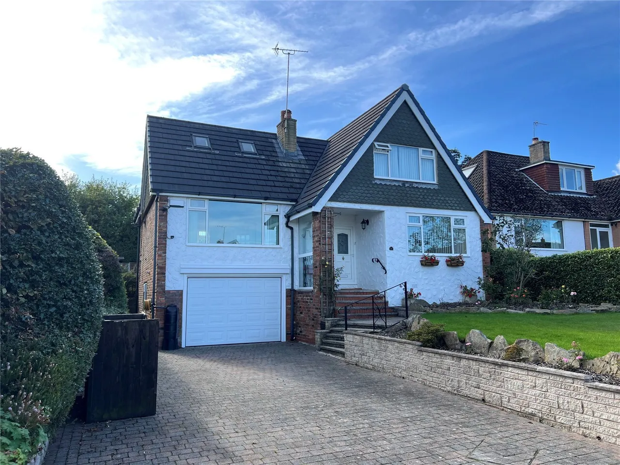 4 bed house for sale, Martlet Avenue, Disley, SK12