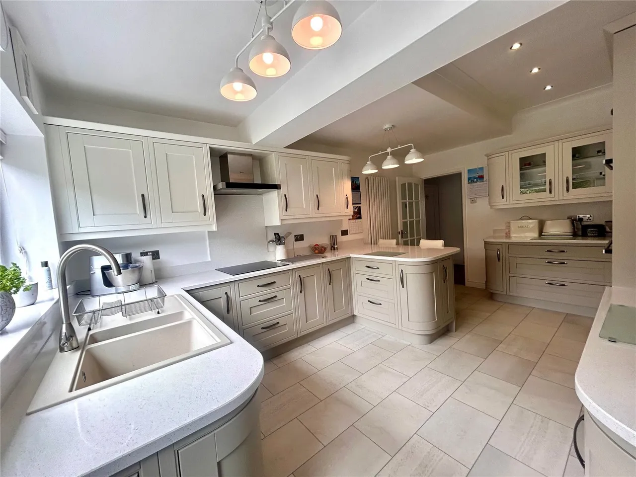 Martlet Avenue, Disley, SK12, photo 2