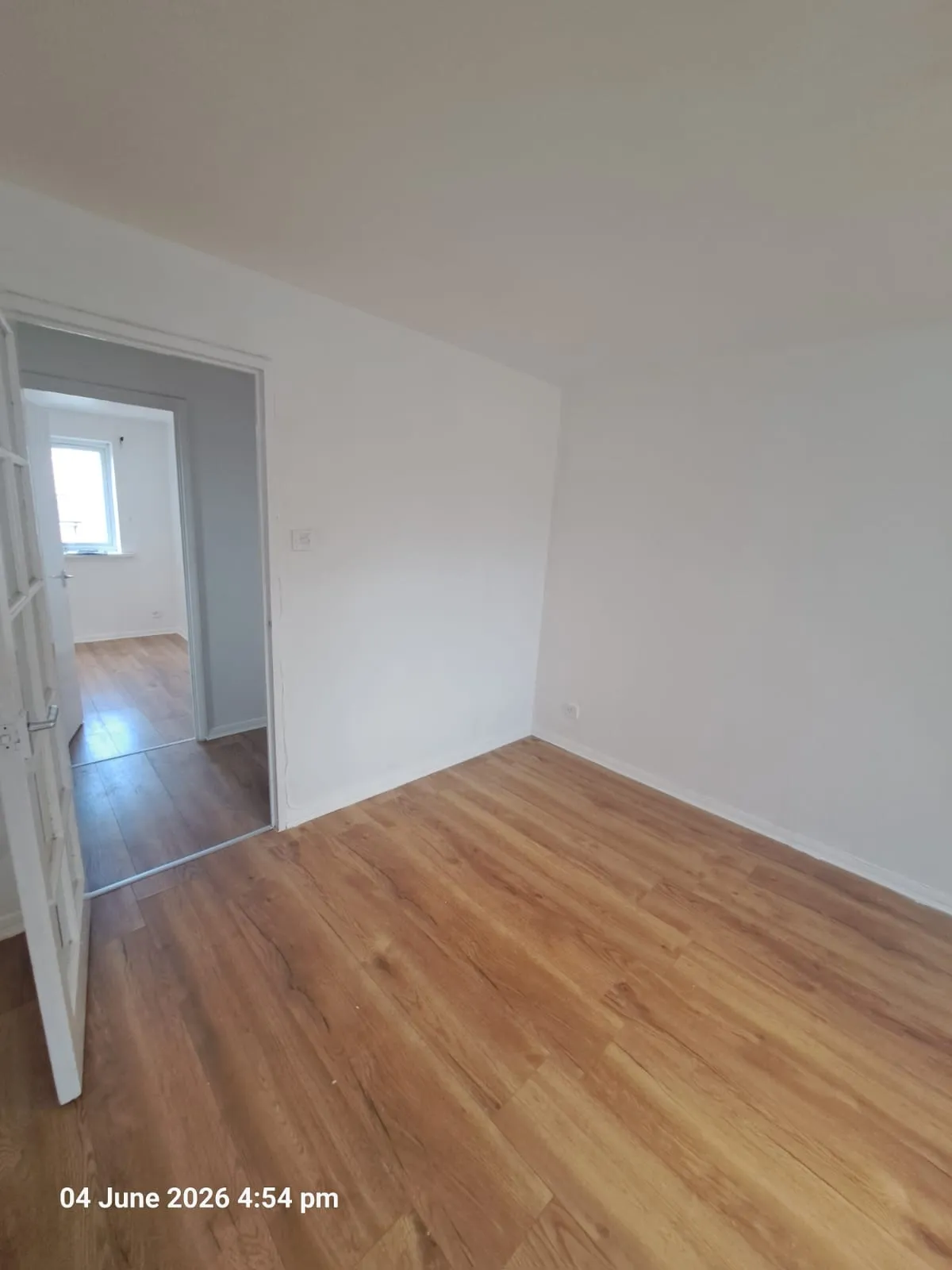 Express Drive,Ilford, Essex, IG3 9QD, photo 3