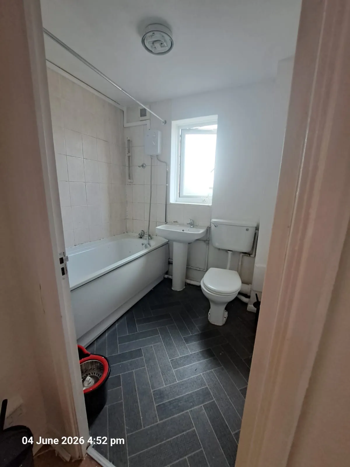 Express Drive,Ilford, Essex, IG3 9QD, photo 5