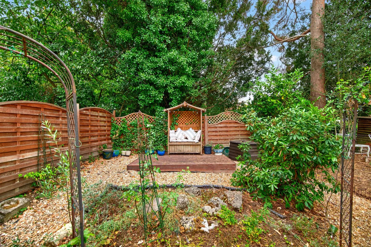 Heatherdale Road, Camberley, GU15, photo 32