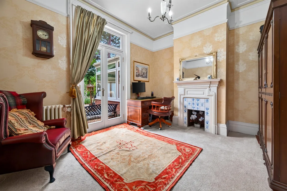 Heatherdale Road, Camberley, GU15, photo 12