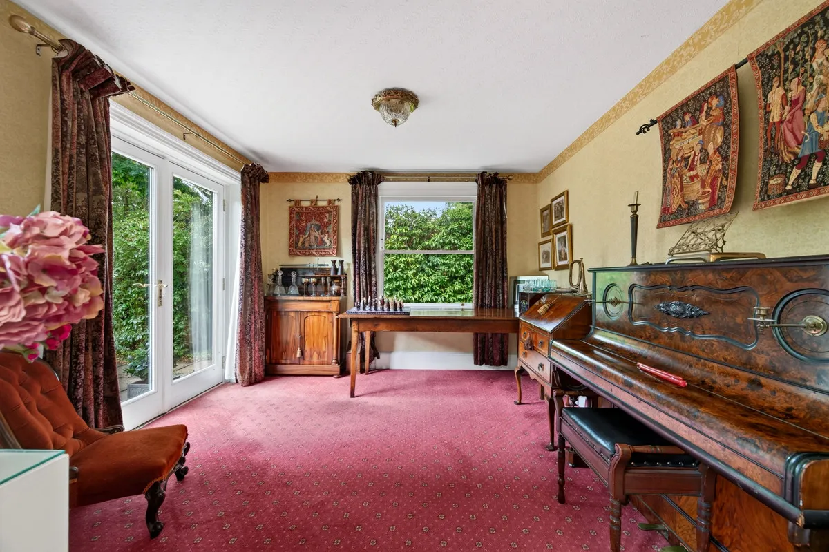 Heatherdale Road, Camberley, GU15, photo 8