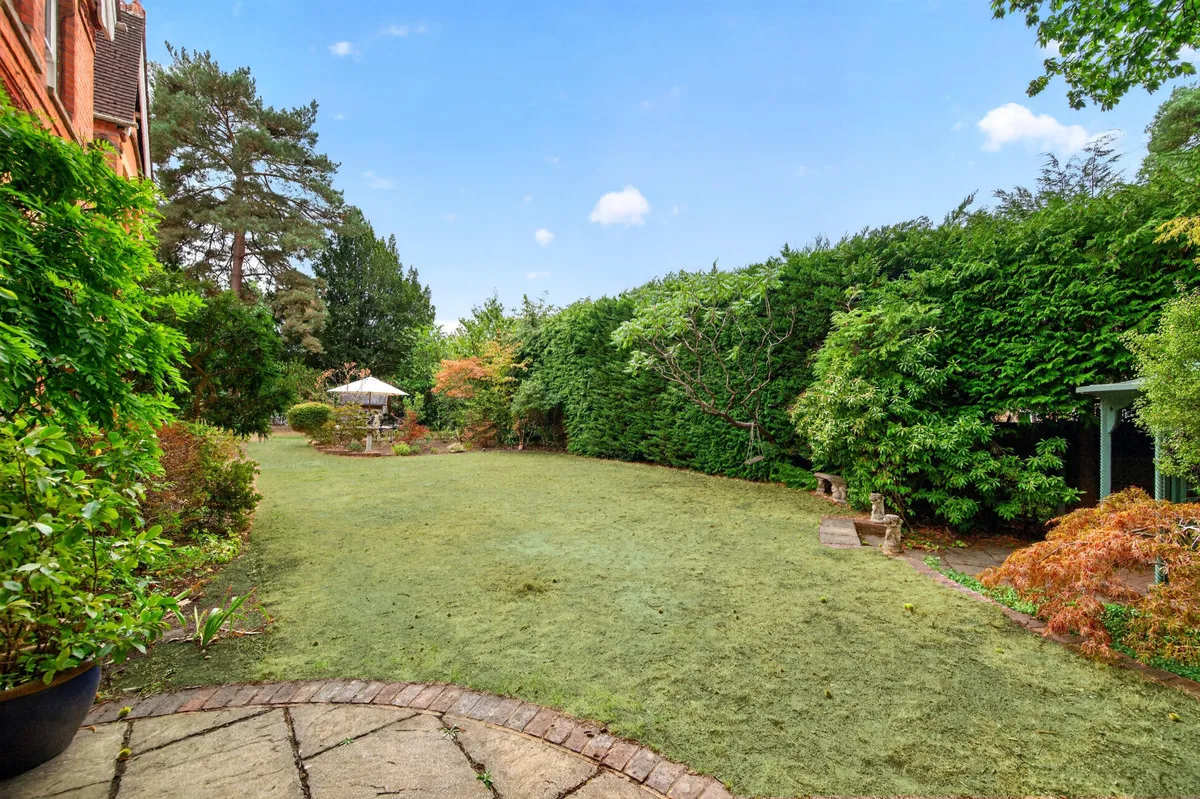 Heatherdale Road, Camberley, GU15, photo 29
