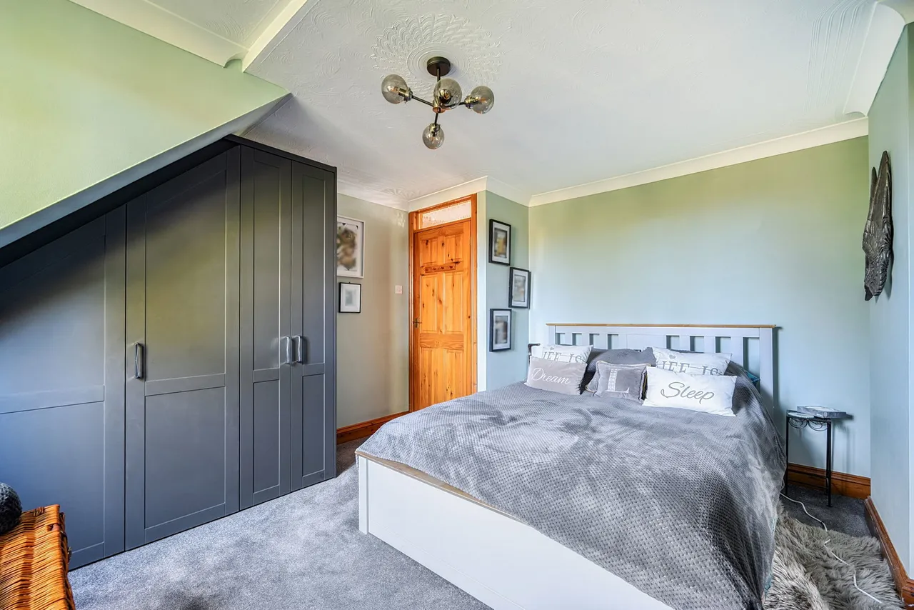 Conyngham Road, Minster, photo 14