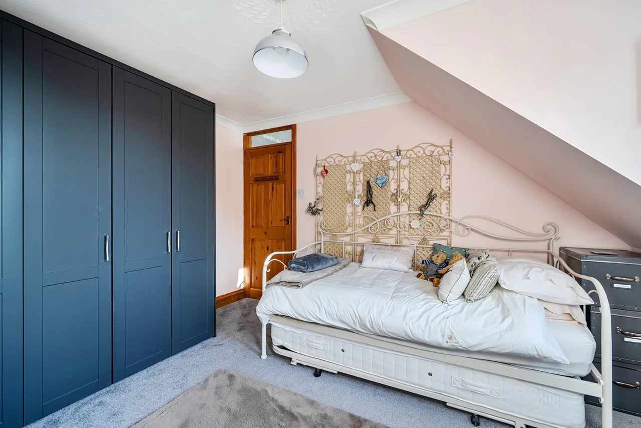 Conyngham Road, Minster, photo 16