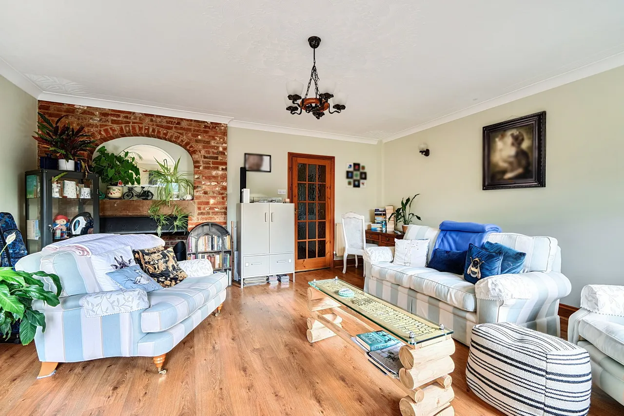 Conyngham Road, Minster, photo 6