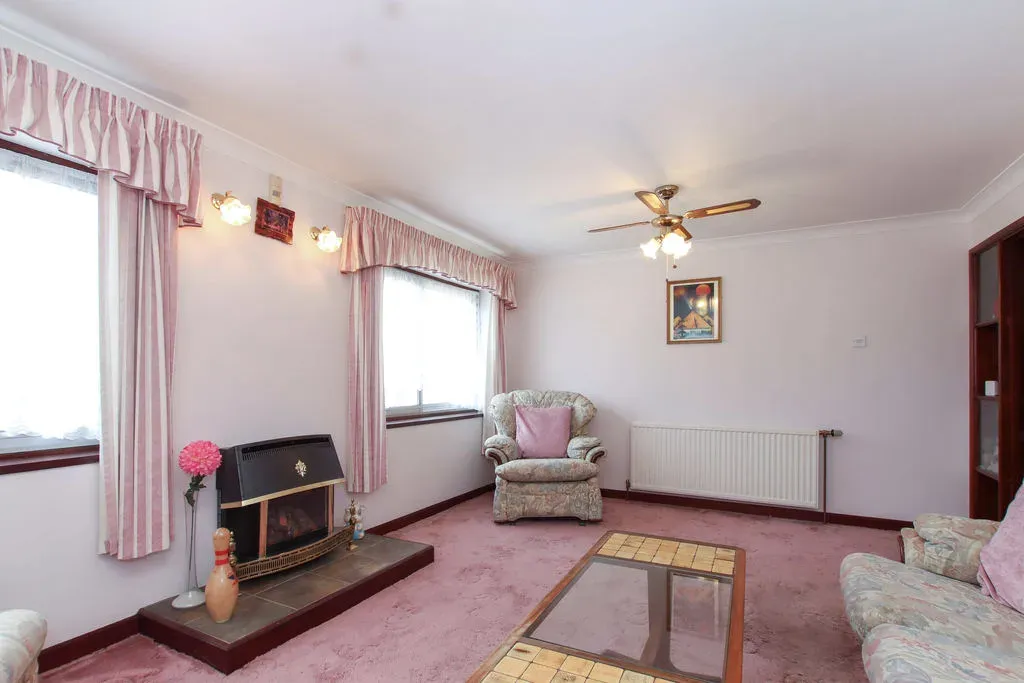 Arundel Close, Hemel Hempstead, Hertfordshire, HP2 4QR, photo 3