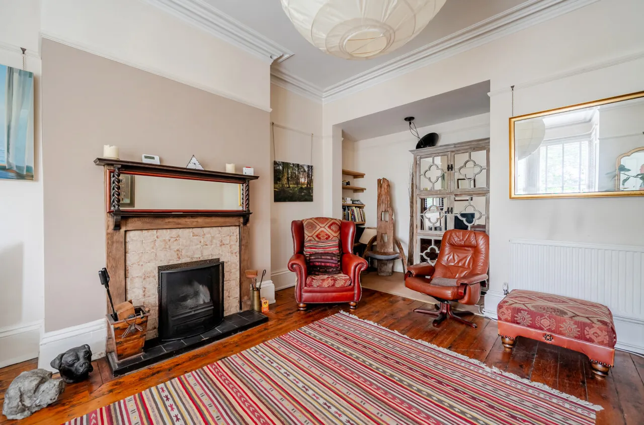Newlay Lane, Horsforth, LS18, photo 4
