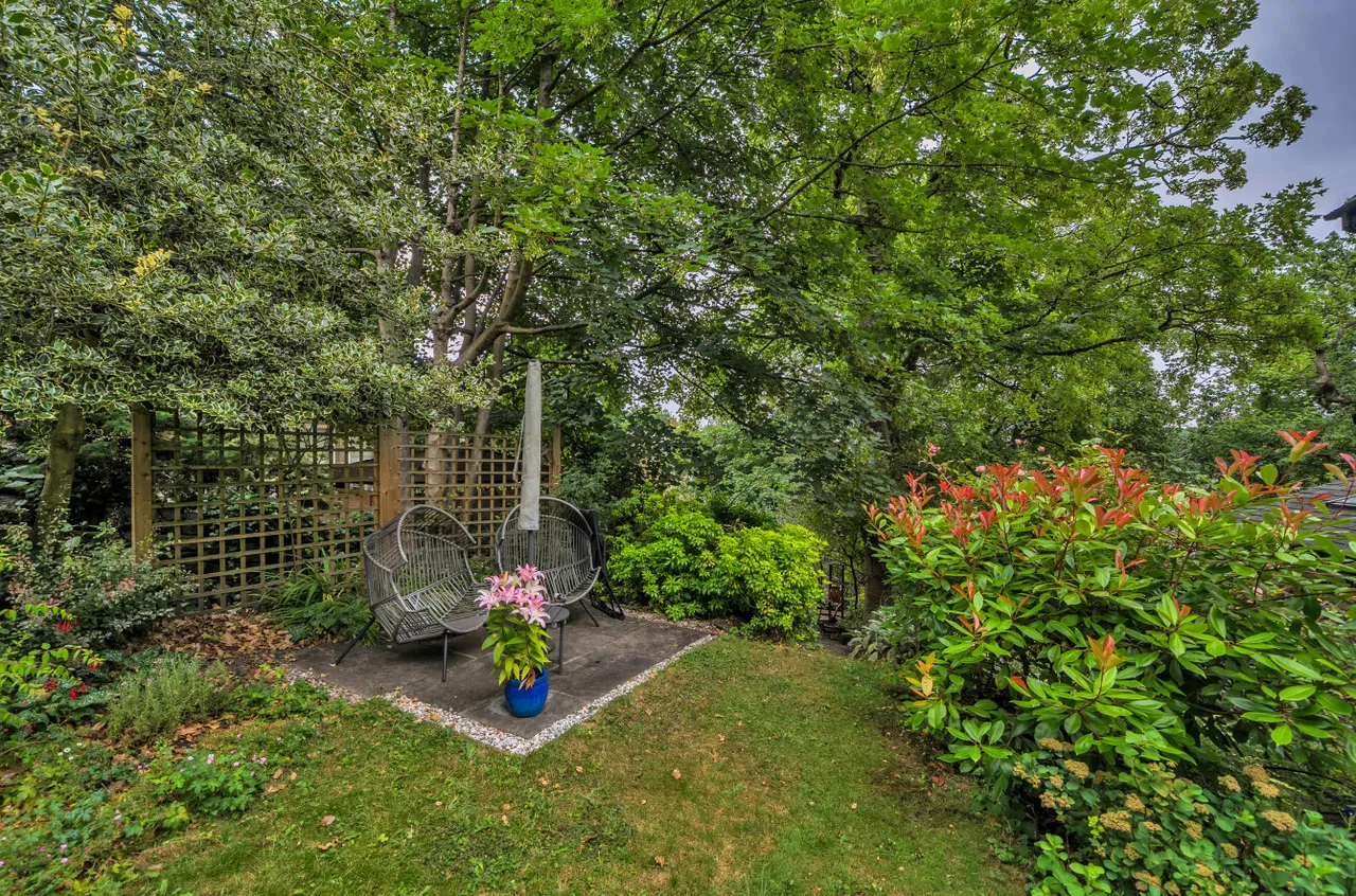 Newlay Lane, Horsforth, LS18, photo 15
