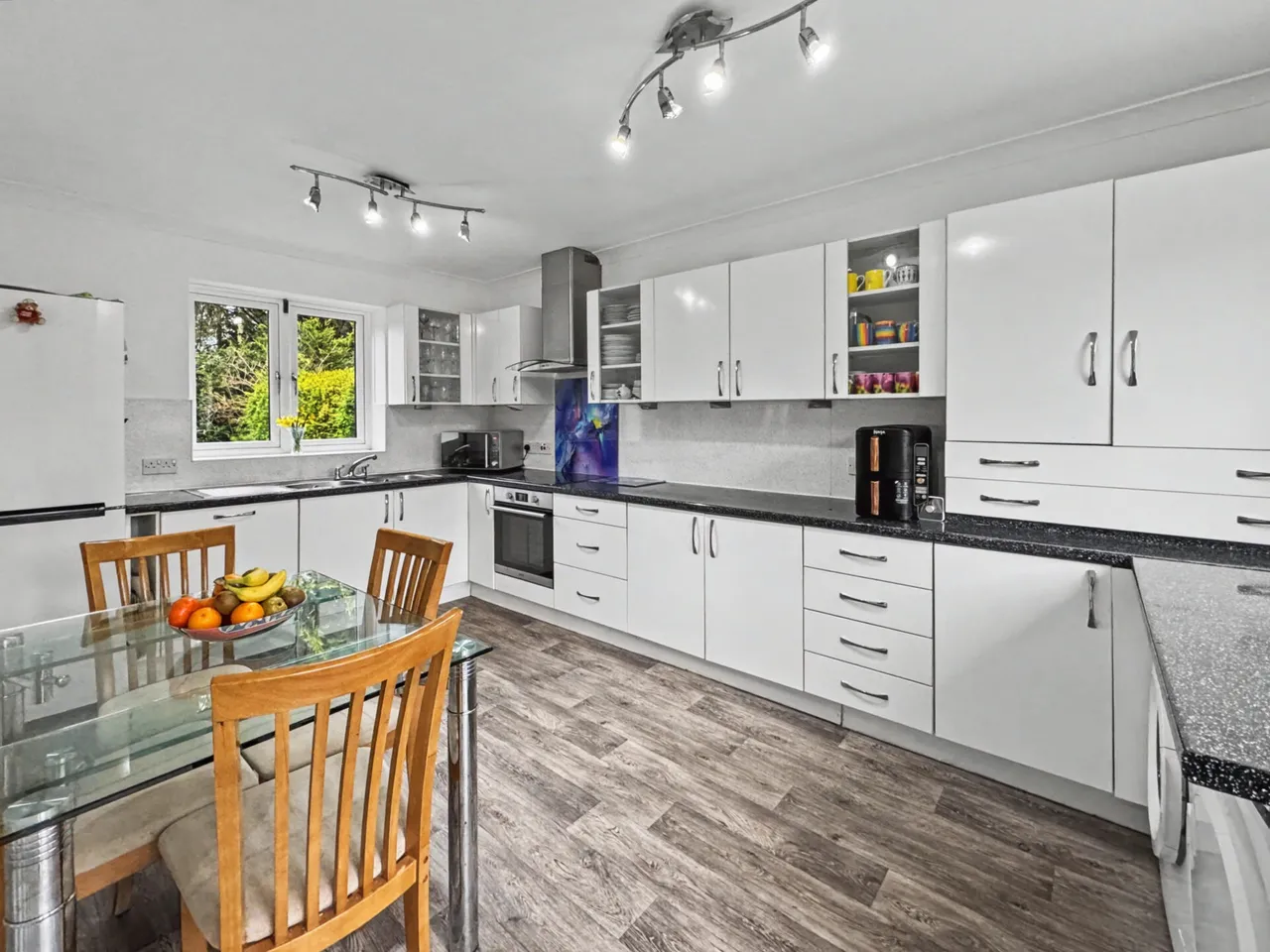 Clifton Road, Prestwich, M25, photo 6