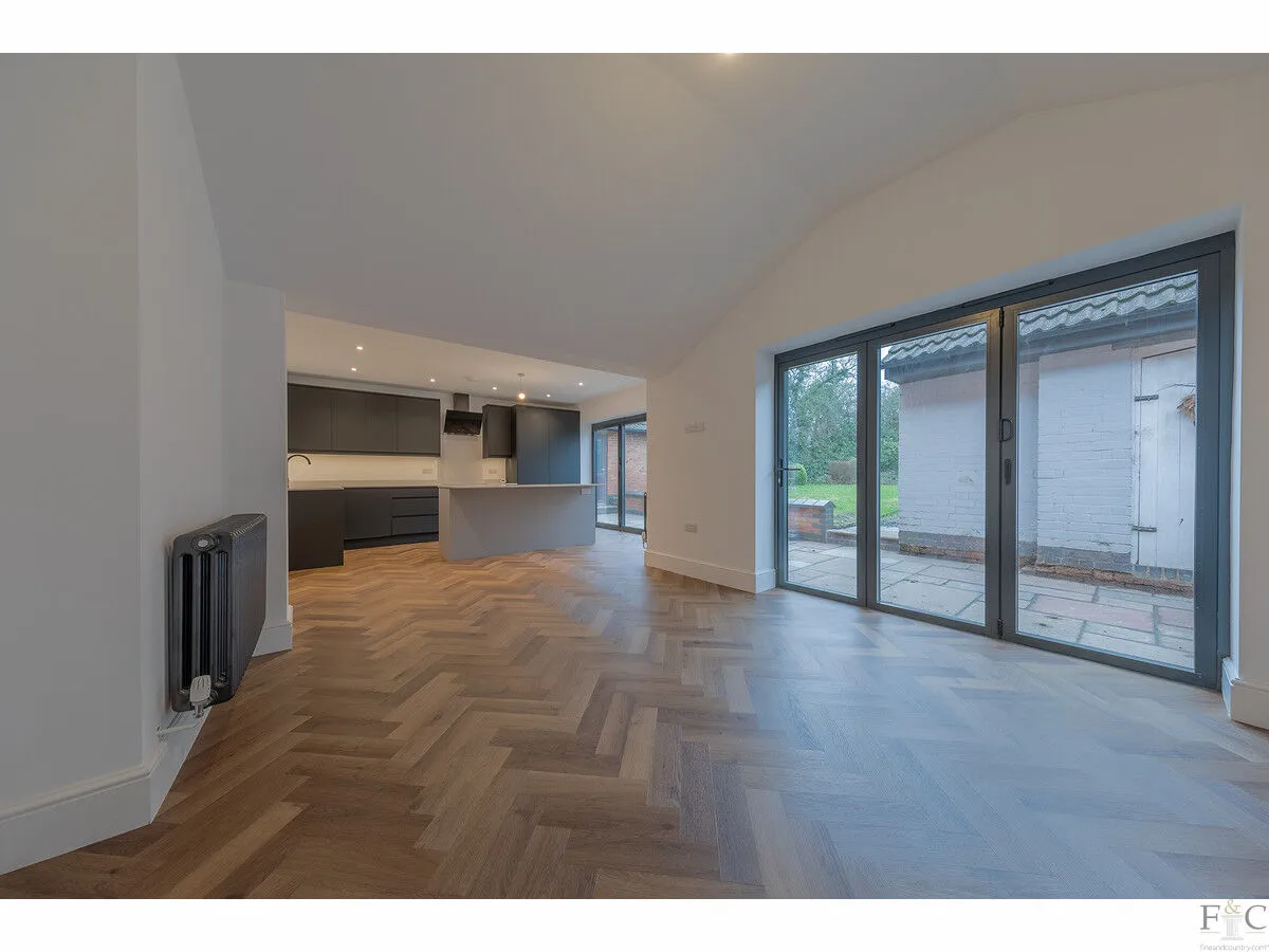 The Square, Newton Harcourt, LE8, photo 2