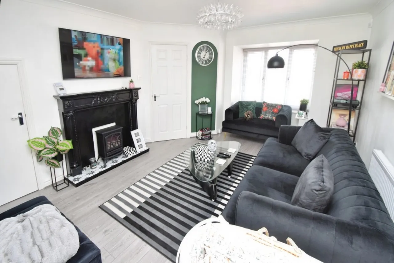 Eccleshill, Bradford, West Yorkshire, photo 3