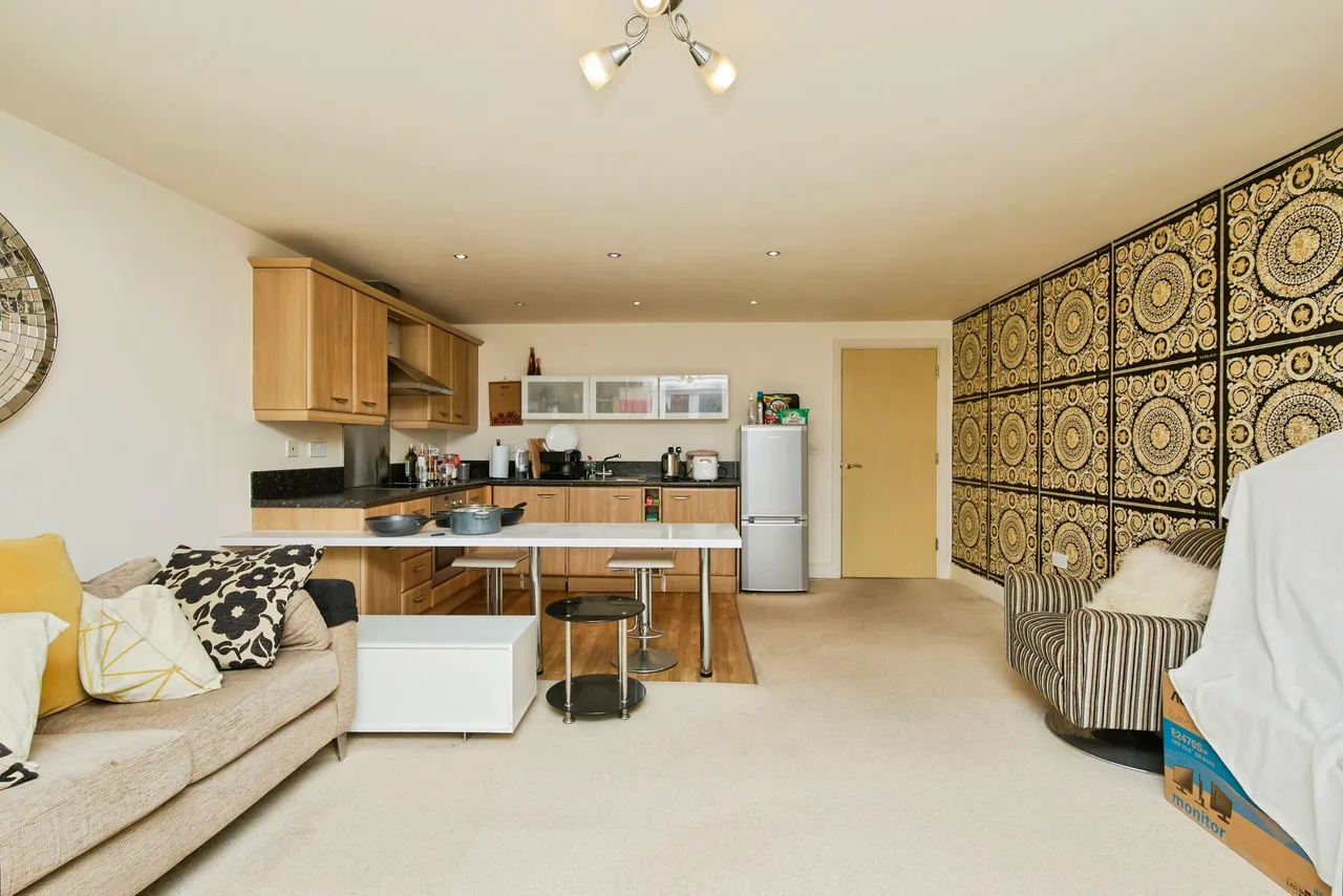 Tudor Court, Draycott, photo 4