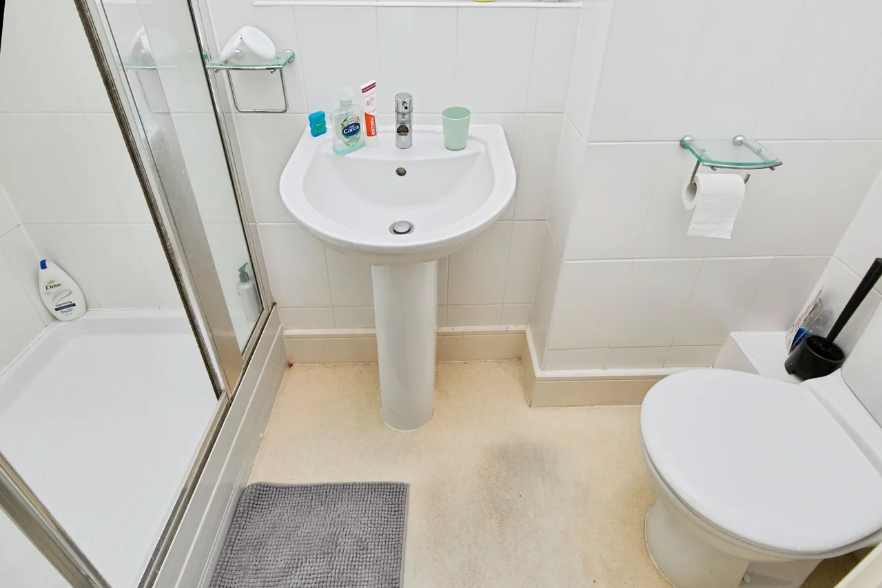 Tudor Court, Draycott, photo 8