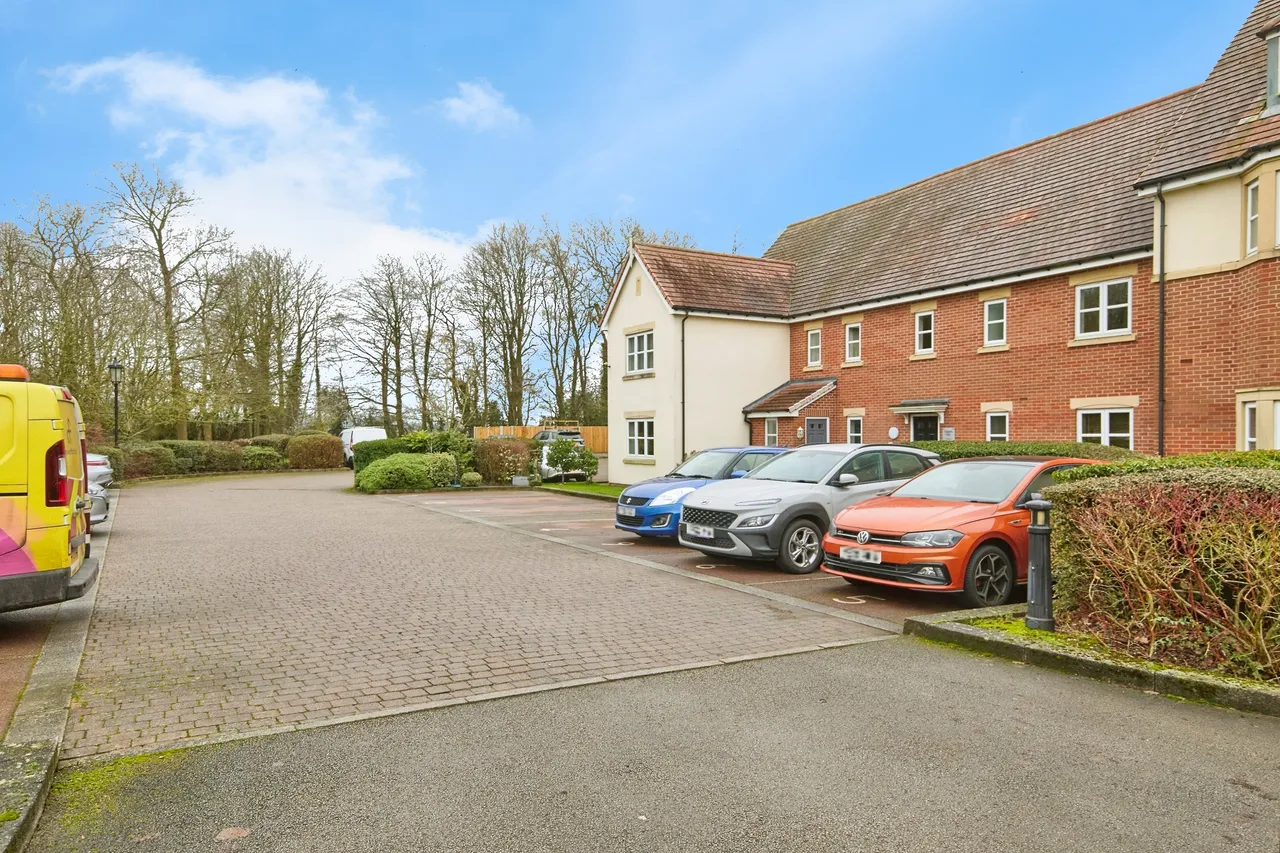 Tudor Court, Draycott, photo 12