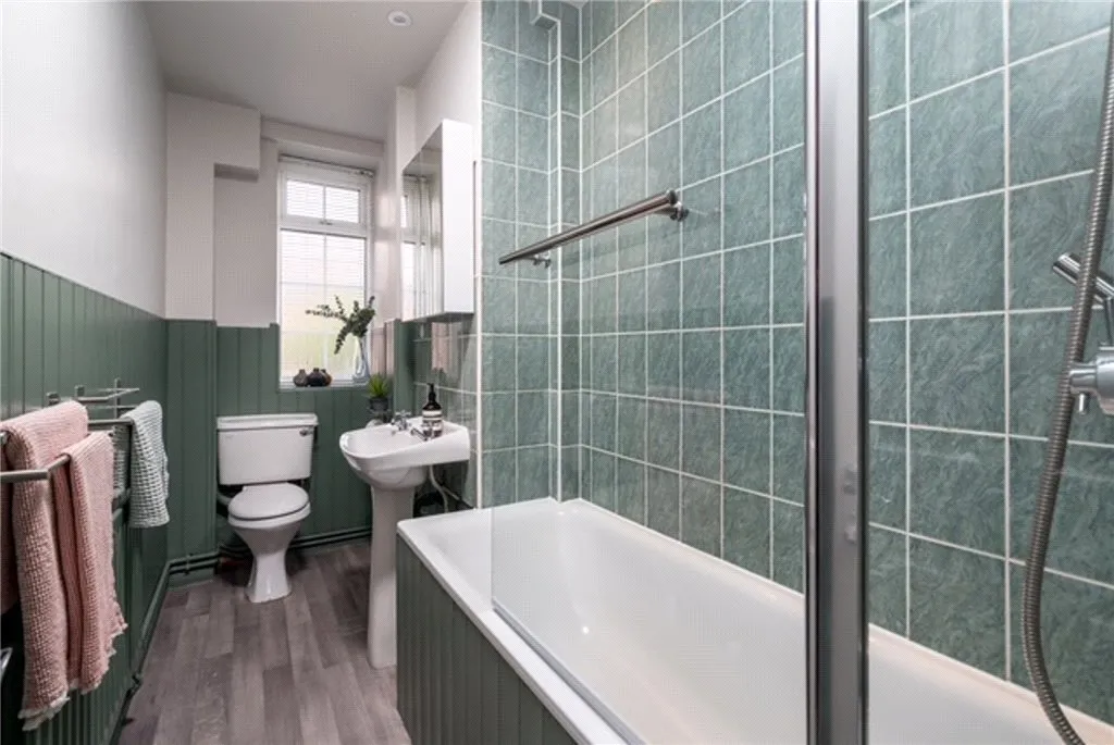 Davidson Gardens, London, SW8, photo 7