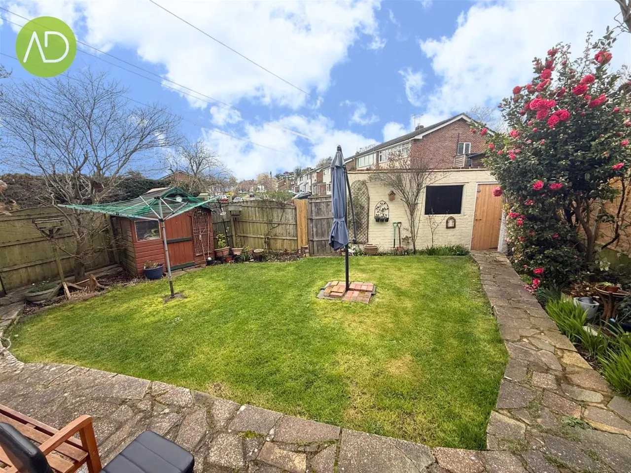 Admirals Walk, Hoddesdon EN11 8AA, photo 11