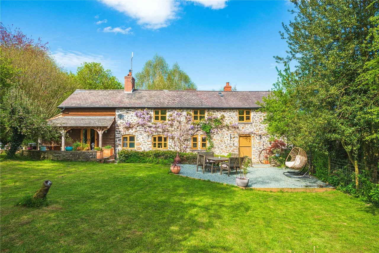 Dolanog, Welshpool, photo 44