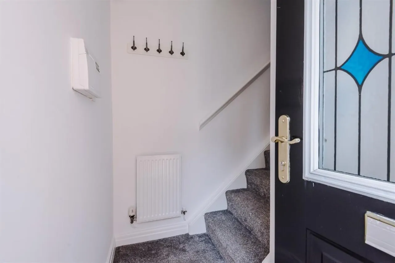 Moorside Road, Swinton, M27, photo 13