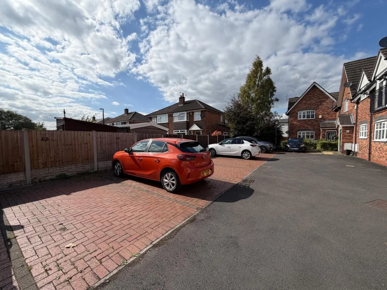 Moorside Road, Swinton, M27, photo 15