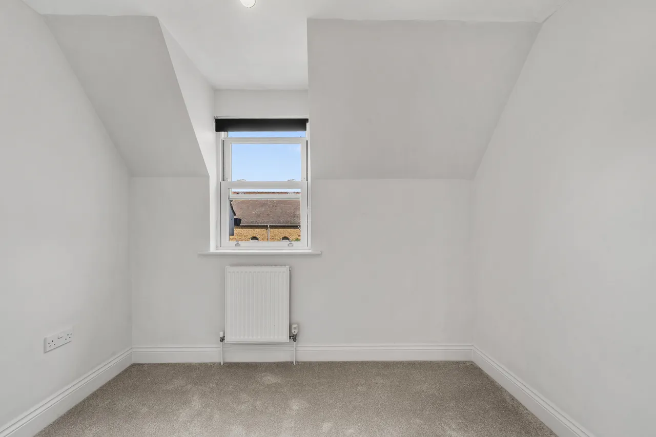 Crouch Oak Lane, Addlestone, KT15, photo 8