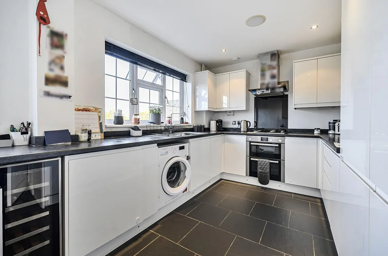Conway Close, Frimley, photo 11