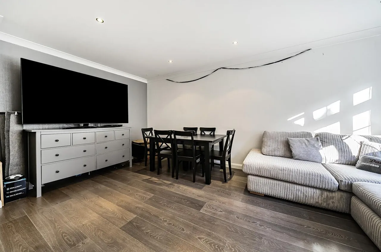 Conway Close, Frimley, photo 7
