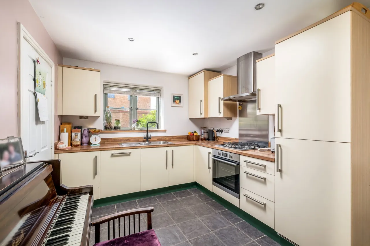 Penning Close, Oakridge Park, Milton Keynes, MK14 6FP, photo 12