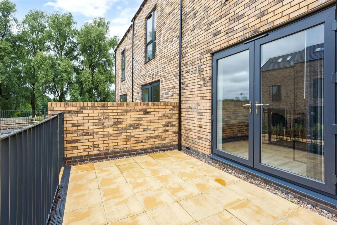 Lanchester Close, Birmingham, photo 6