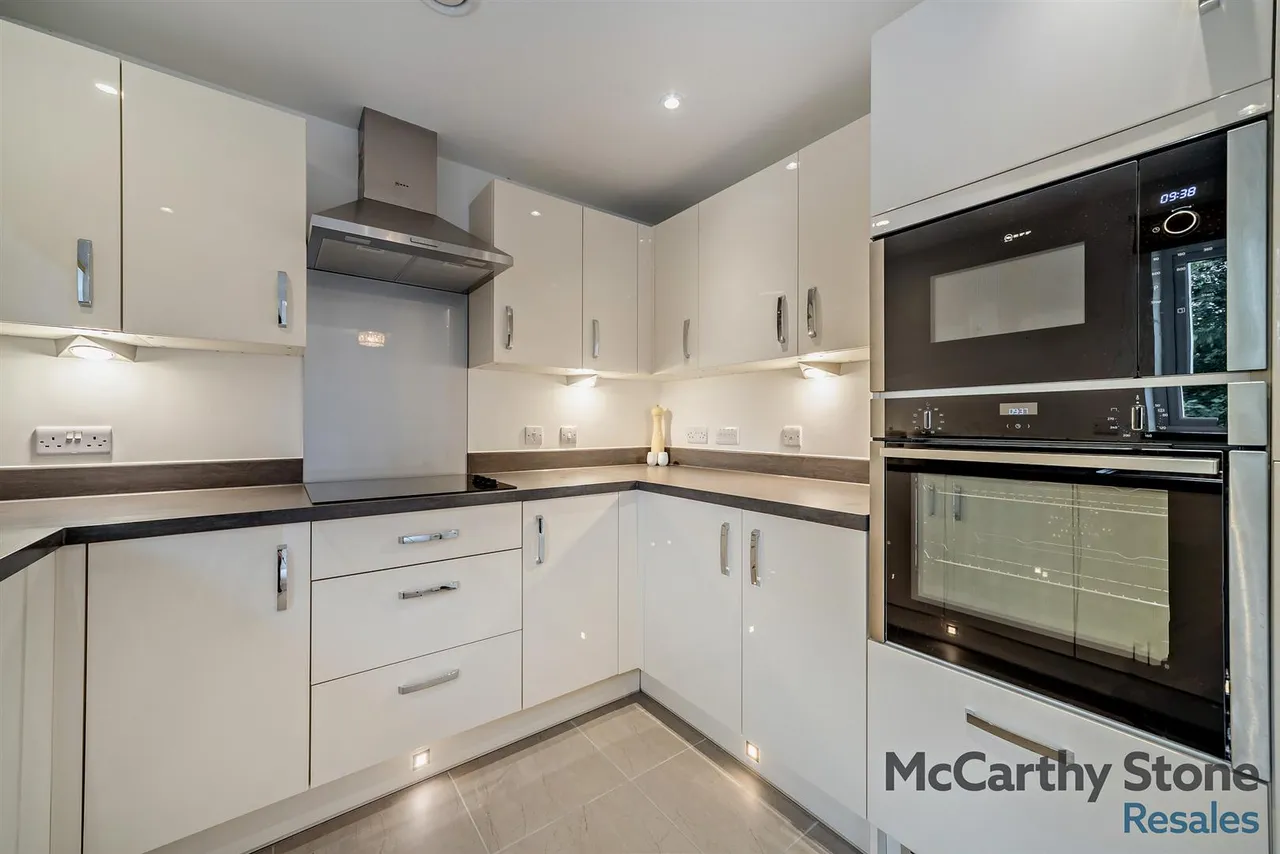 Reading Road, Henley-On-Thames, RG9, photo 14