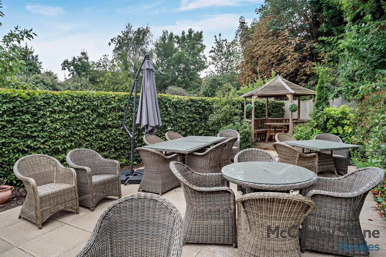 Reading Road, Henley-On-Thames, RG9, photo 32