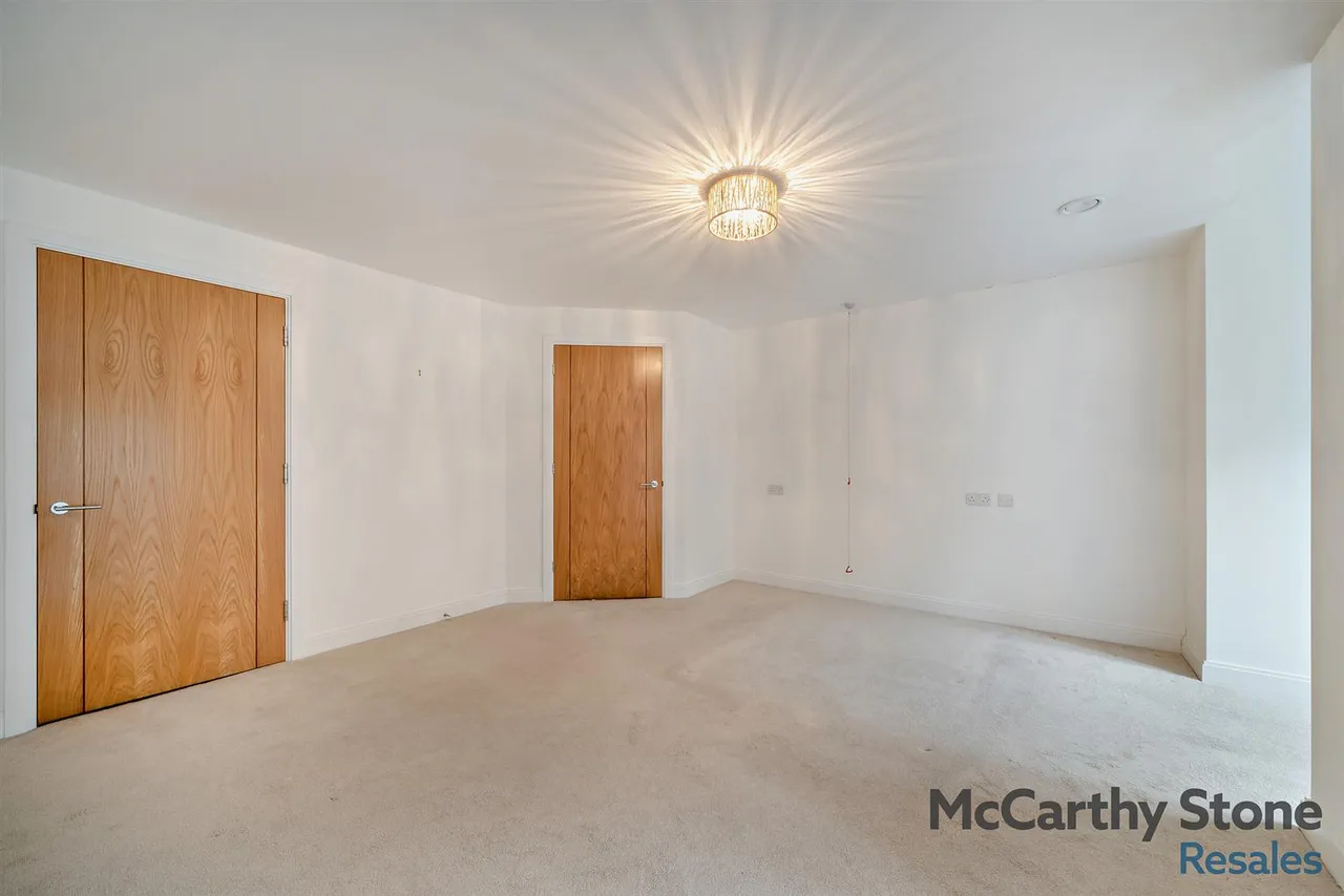 Reading Road, Henley-On-Thames, RG9, photo 17